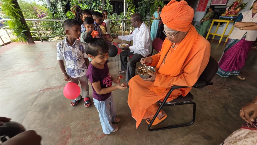 ಕೊಡ್ಲಿಪೇಟೆ; ಕಲ್ಲುಮಠ ಆಂಗ್ಲ ಮಾಧ್ಯಮ ಶಾಲೆಯಲ್ಲಿ ಶಾಲಾ‌ ಪ್ರಾರಂಭೋತ್ಸವ