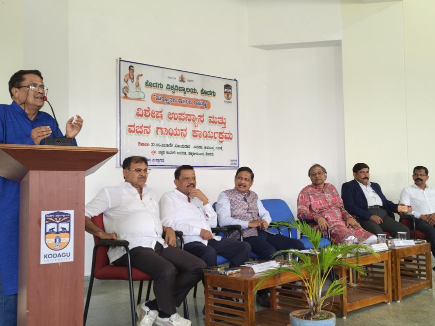 ಬಸವಣ್ಣ ವಿಶ್ವನಾಯಕ; ವಚನಗಳನ್ನು ಬದುಕಿನಲ್ಲಿ ಅಳವಡಿಸಿಕೊಳ್ಳಿ: ಡಾ. ಶಶಿಕಾಂತ ಪಟ್ಟಣ