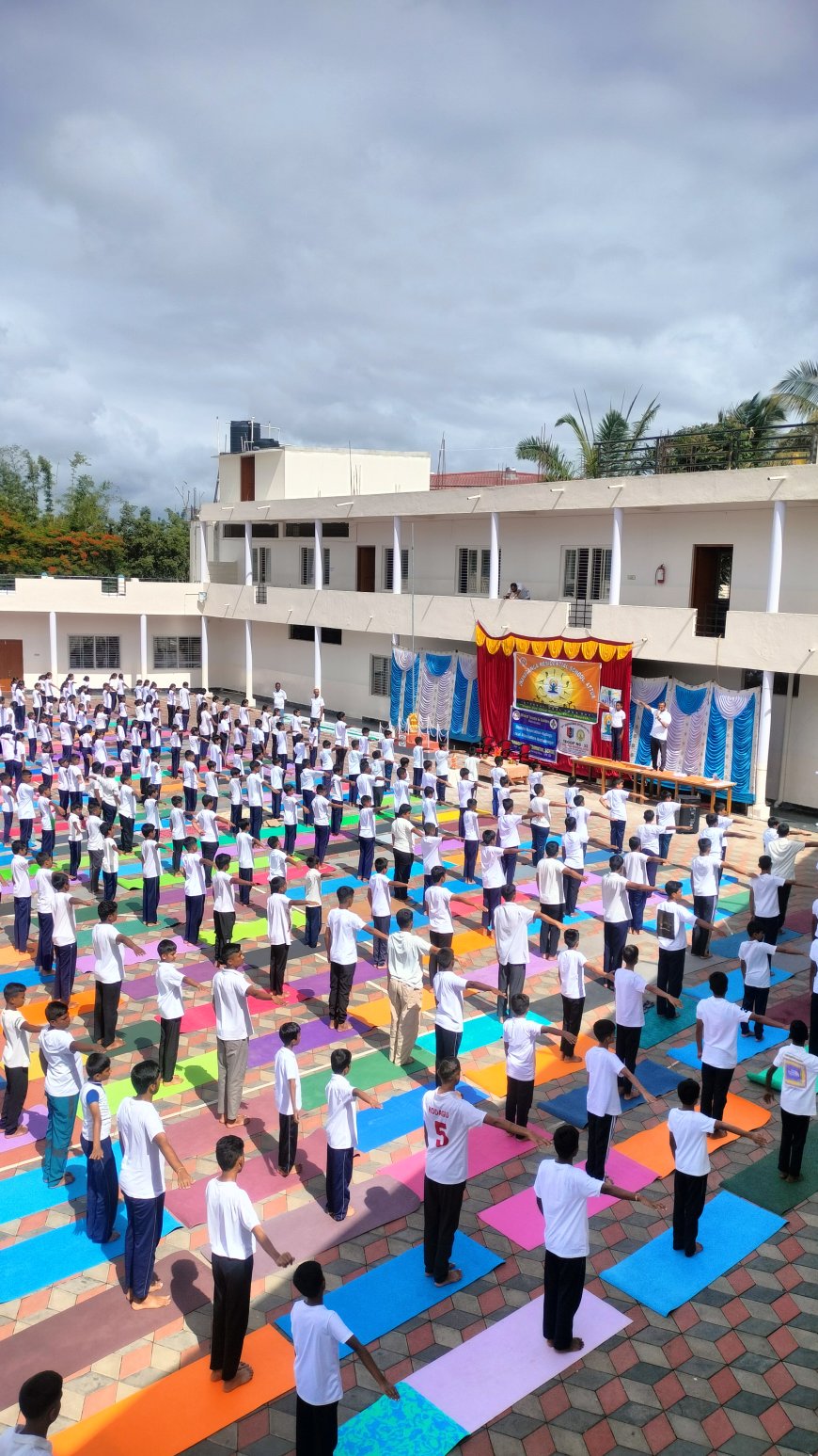 ಜ್ಞಾನಗಂಗಾ ವಸತಿ ಶಾಲೆಯಲ್ಲಿ   ಅಂತರಾಷ್ಟ್ರೀಯ ಯೋಗ ದಿನ