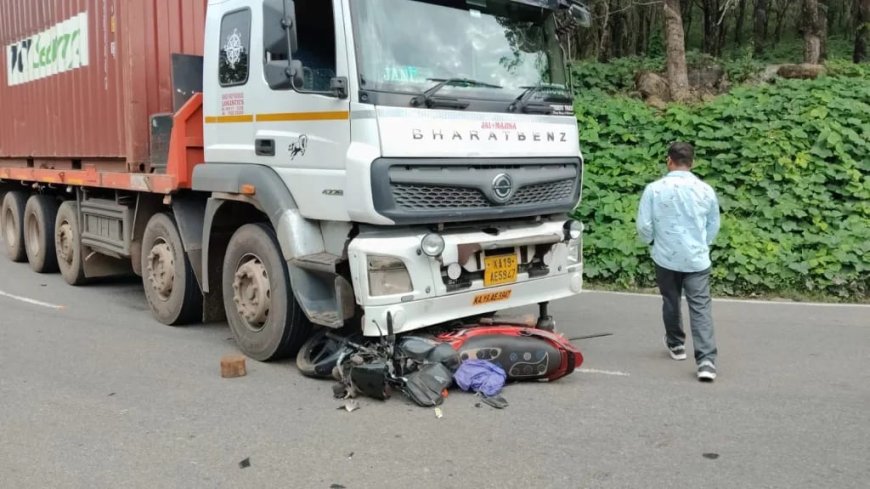 ದೇವರಕೊಲ್ಲಿ : ಬೈಕ್ ಮತ್ತು ಲಾರಿ, ಅಪಘಾತ ಇಬ್ಬರಿಗೆ ಗಾಯ