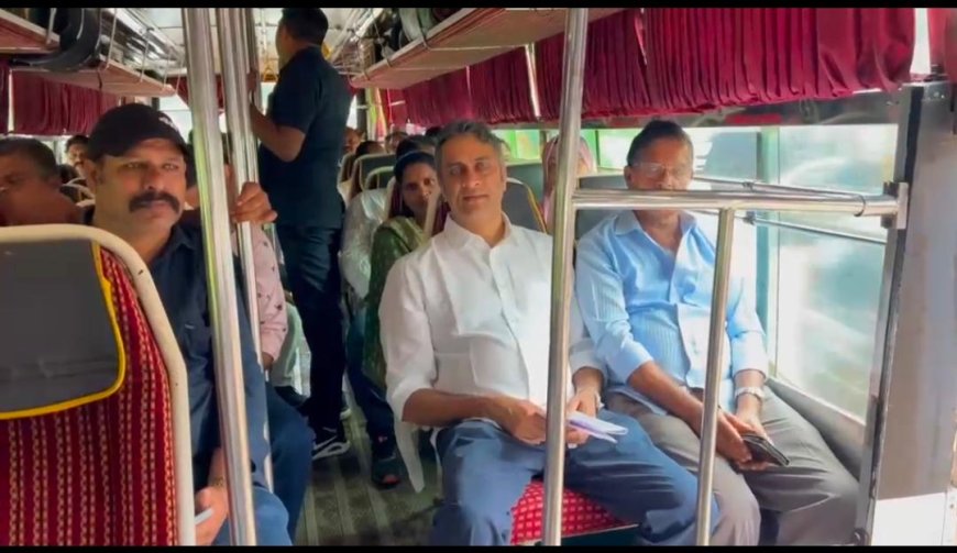 ಎಸ್‌ಐಆರ್ ಜಾಗೃತಿ ಸಮಾವೇಶ: ಕಾರ್ಯಕರ್ತರೊಂದಿಗೆ ಬಸ್‌ನಲ್ಲಿ ತೆರಳಿದ ಶಾಸಕ ಪೊನ್ನಣ್ಣ
