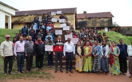 SIR-2026: ಸೋಮವಾರಪೇಟೆಯಲ್ಲಿ ಬೈಕ್ ಜಾಥಾ ಮೂಲಕ ಮತದಾರರ ಜಾಗೃತಿ, ಹಾಡಿ, ಶಾಲೆ, ವಿಕಲಚೇತರ ಮನೆಗೆ ತೆರಳಿ ಅರ್ಜಿ ಭರ್ತಿ