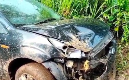 ವಿರಾಜಪೇಟೆ: ನಿಯಂತ್ರಣ ತಪ್ಪಿ ಕಾರು  ಪಲ್ಟಿ