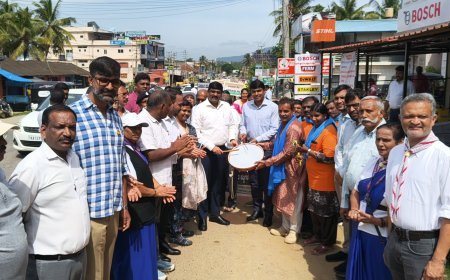 ಕುಶಾಲನಗರ : ಮತದಾರರ ಪಟ್ಟಿ ಪರಿಷ್ಕರಣೆ  ಕುರಿತ ಜಾಗೃತಿ ಜಾಥಾಗೆ ಜಿಲ್ಲಾಧಿಕಾರಿ ಸೋಮಶೇಖರ್ ಚಾಲನೆ