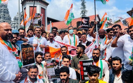 ನೀಟ್ ಪತ್ರಿಕೆ ಸೋರಿಕೆ : ವಿರಾಜಪೇಟೆ ಬ್ಲಾಕ್ ಕಾಂಗ್ರೆಸ್ ನೇತೃತ್ವದಲ್ಲಿ ಬೃಹತ್ ಪ್ರತಿಭಟನೆ