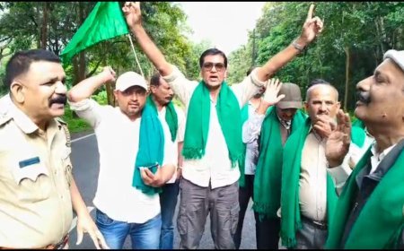 ಬಿಡದಿಗೆ ಹೊರಟಿದ್ದ ನೂರಾರು ರೈತರನ್ನು ಕೊಡಗಿನ ಗಡಿಭಾಗದಲ್ಲೇ ತಡೆದ ಪೊಲೀಸರು