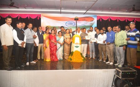 ಮಡಿಕೇರಿಯಲ್ಲಿ ರೋಟರಿ ಮಿಸ್ಟಿ ಹಿಲ್ಸ್ - ಕೊಡಗು ಪತ್ರಕತ೯ರ ಸಂಘದಿಂದ ಕಾಗಿ೯ಲ್ ದಿನಾಚರಣೆ:  ಮಡಿಕೇರಿಯಲ್ಲಿ ಯೋಧರಿಗೆ ಗೌರವಾಪ೯ಣೆ - 143 ಸಂಘಸಂಸ್ಥೆಗಳಿಂದ ಪುಪ್ಪ ನಮನ- ಗಾನ ನಮನ - ಗೌರವ ನಮನ ಸಲ್ಲಿಕೆ