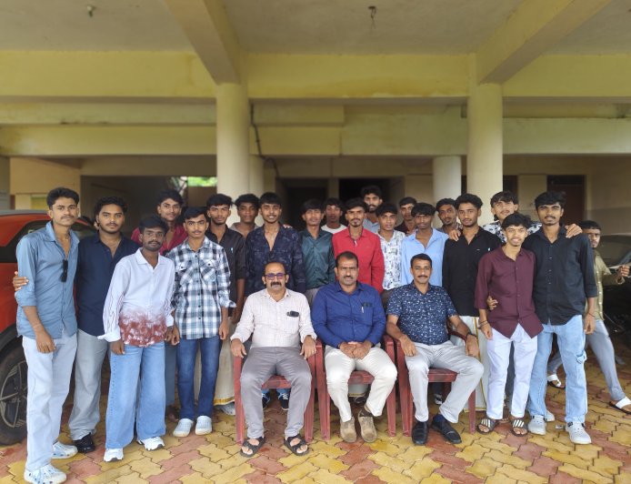 ಭಾಗಮಂಡಲ: ಕೆವಿಜಿ ಐಟಿಐನಲ್ಲಿ ವಿದ್ಯಾರ್ಥಿಗಳಿಗೆ ಬೀಳ್ಕೊಡುಗೆ