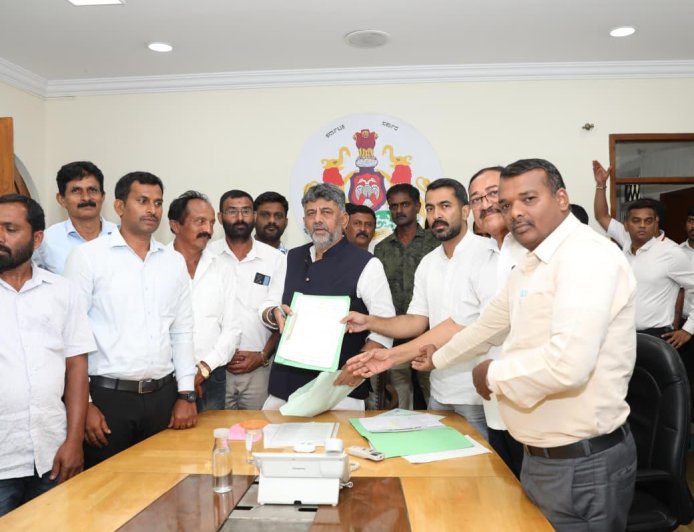 ಯಡವನಾಡು ಕಂದಾಯ ಗ್ರಾಮಕ್ಕೆ ಆಗ್ರಹ: ಸಿಎಂಗೆ ಶಾಸಕ ಮಂತರ್ ಗೌಡ ನೇತೃತ್ವದಲ್ಲಿ ಮನವಿ