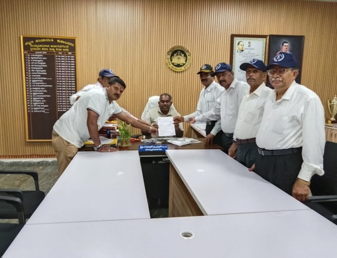 ಗುಮ್ಮನಕೊಲ್ಲಿ ವೃತ್ತಕ್ಕೆ ಅರೆಸೇನಾಪಡೆ ಯೋಧರ ವೃತ್ತ ನಾಮಕರಣಕ್ಕೆ ಆಗ್ರಹ