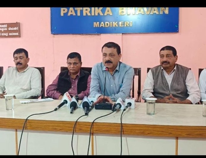 ಶಾಶ್ವತ ವಾಸಸ್ಥಳ ಪ್ರಮಾಣ ಪತ್ರ ಚುನಾವಣಾ ಆಯೋಗ ಅಂತಿಮ‌ ನಿರ್ಧಾರ ಕೈಗೊಳ್ಳಲಿ: ಜಿಲ್ಲಾ ಕಾಂಗ್ರೆಸ್ ಅಧ್ಯಕ್ಷ ಧರ್ಮಜ ಉತ್ತಪ್ಪ