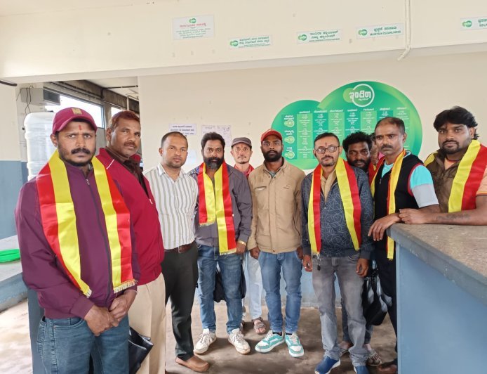ಸೋಮವಾರಪೇಟೆ ಇಂದಿರಾ ಕ್ಯಾಂಟೀನ್‌ನಲ್ಲಿ ಅಕ್ರಮ: ಕರವೇ ಘೇರಾವ್, ನಿರ್ವಾಹಕನಿಂದ ತಪ್ಪೊಪ್ಪಿಗೆ"