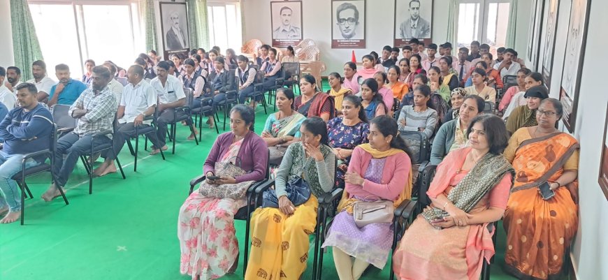 ಪೋಷಕ-ಶಿಕ್ಷಕ ಸಂಘದ ಸಭೆ: ನೀಟ್  ಪರೀಕ್ಷೆ ಬಗ್ಗೆ    ಮಾಹಿತಿ ಕಾರ್ಯಾಗಾರ