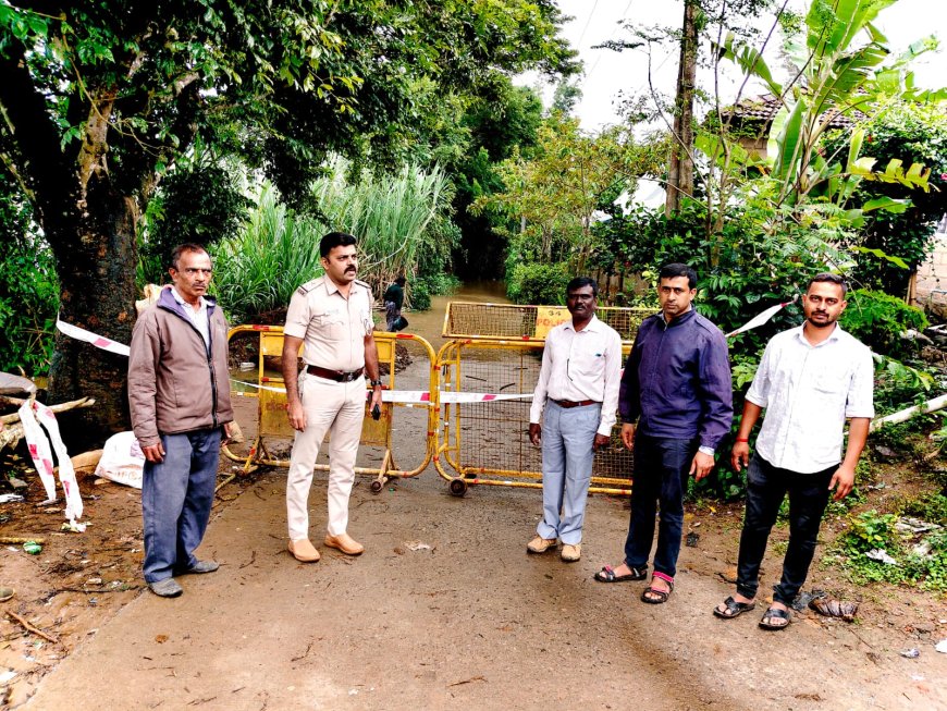 ಸಿದ್ದಾಪುರ: ಭಾರಿ ಮಳೆಗೆ ಕರಡಿಗೋಡು ಸಂಪರ್ಕ ರಸ್ತೆ ಕಡಿತ