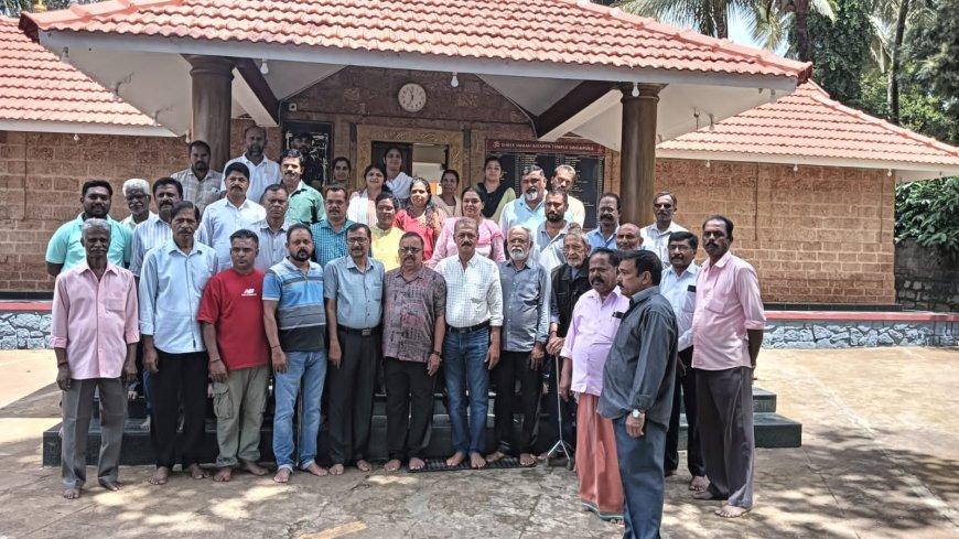 ಸಿದ್ದಾಪುರ:ಇತಿಹಾಸ ಪ್ರಸಿದ್ಧ ಶ್ರೀ ಅಯ್ಯಪ್ಪ ದೇವಾಲಯದ ಆವರಣದಲ್ಲಿ ವಿವಿಧ ಅಭಿವೃದ್ಧಿ ಕಾರ್ಯಗಳಿಗೆ ಭೂಮಿ ಪೂಜೆ