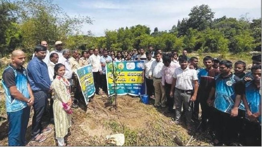 ಪೊನ್ನಂಪೇಟೆ ಅರಣ್ಯ ಮಹಾವಿದ್ಯಾಲಯದಲ್ಲಿ ಅರ್ಥಪೂರ್ಣ ವನ ಮಹೋತ್ಸವ ಆಚರಣೆ
