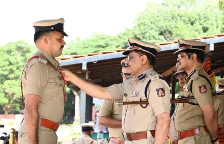 ಡಿಜಿ & ಐಜಿಪಿ ಕಮೆಂಡೇಷನ್ ಡಿಸ್ಕ್ ಪ್ರಶಸ್ತಿ ಸ್ವೀಕರಿಸಿದ ಸಿದ್ದಾಪುರ ಠಾಣಾಧಿಕಾರಿ ಮಂಜುನಾಥ್