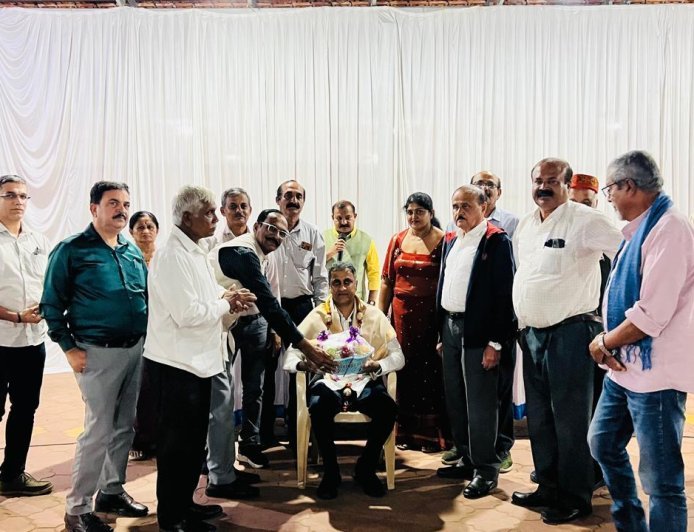 ಕೊಡವಕೇರಿ ನಿವಾಸಿಗಳ  22ನೇ ವರ್ಷದ ಮಹಾಸಭೆಯಲ್ಲಿ ಶಾಸಕ ಎಎಸ್ ಪೊನ್ನಣ್ಣ ಅವರಿಗೆ ಸನ್ಮಾನ