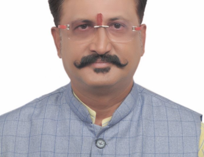 ಮೂಗಿಗೆ ತುಪ್ಪ ಸವರುವುದನ್ನು ಬಿಡಿ, ರಸ್ತೆಗಳ ಅಭಿವೃದ್ಧಿಗೆ ರೂ.1000 ಕೋಟಿ ಕೊಡಿ : ತೇಲಪಂಡ ಶಿವಕುಮಾರ್ ನಾಣಯ್ಯ ಒತ್ತಾಯ