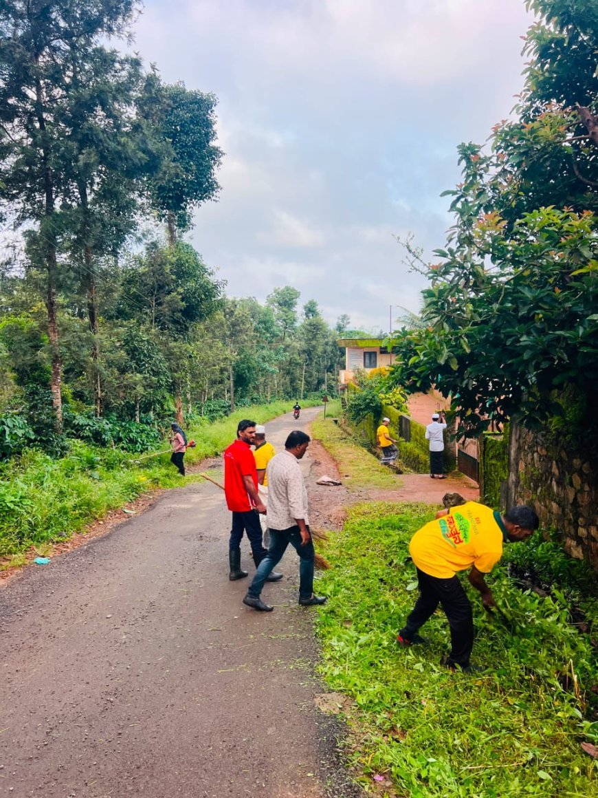 ಈದ್ ಮಿಲಾದ್ ಪ್ರಯುಕ್ತ  ಎಸ್.ಎಸ್.ಎಫ್ ಹಾಗೂ ಎಸ್ ವೈ ಎಸ್ ಕಾರ್ಯಕರ್ತರಿಂದ ಎಮ್ಮೆಮಾಡು ಕೂರುಳಿಯಲ್ಲಿ ಸ್ವಚ್ಛತಾ ಅಭಿಯಾನ